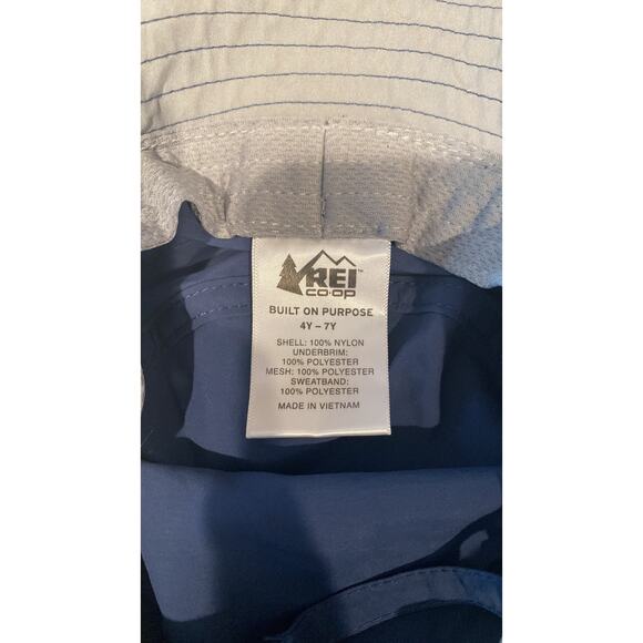 REI Built On Purpose 4Y-7Y sun hat with chin strap fold up or down blue gray - Picture 7 of 8